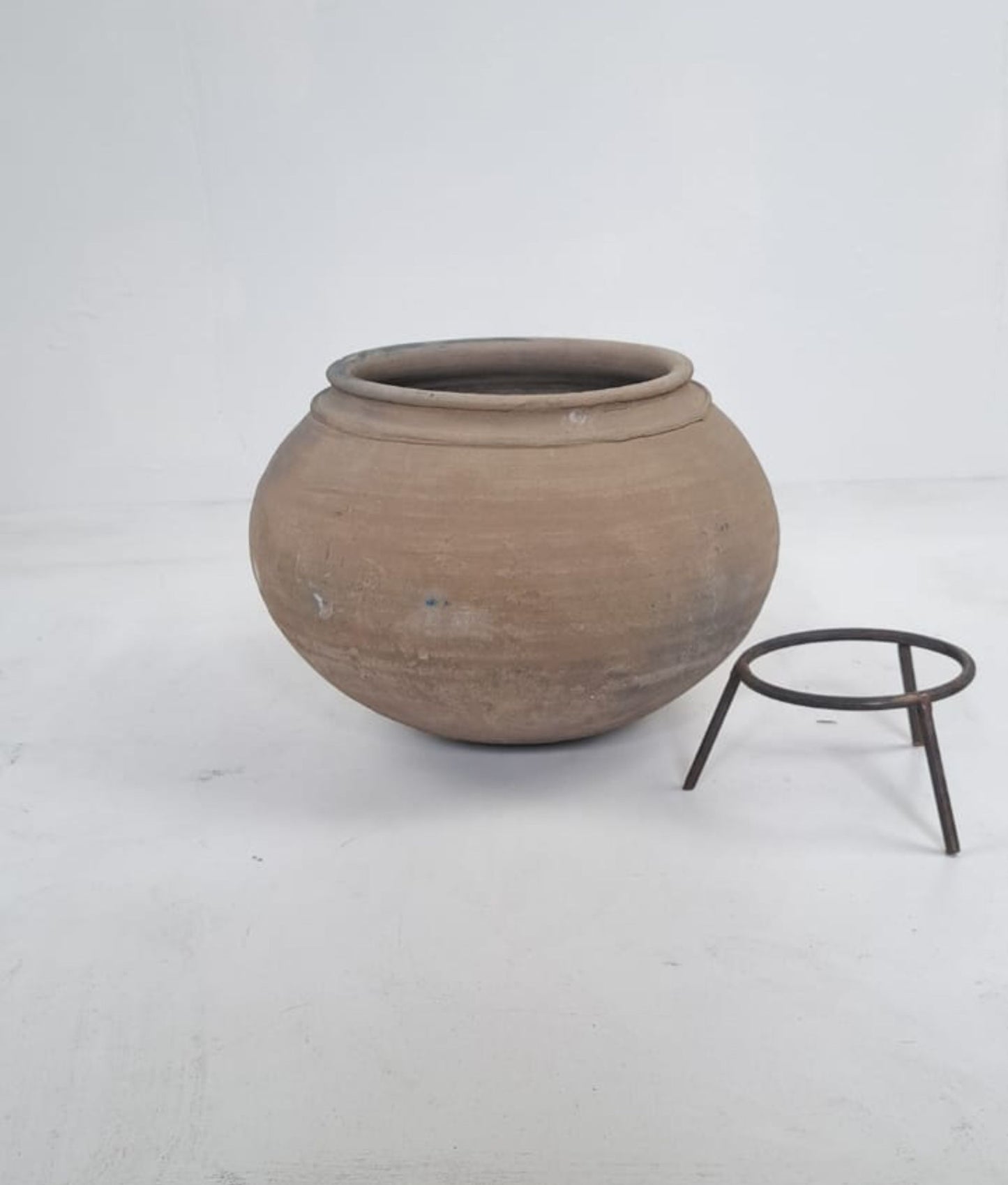 clay pot earthenware african art ceramic pot terracotta pot african pottery water vessel functional art artisanal craft cultural artifact historical artifact handmade pottery historical pottery