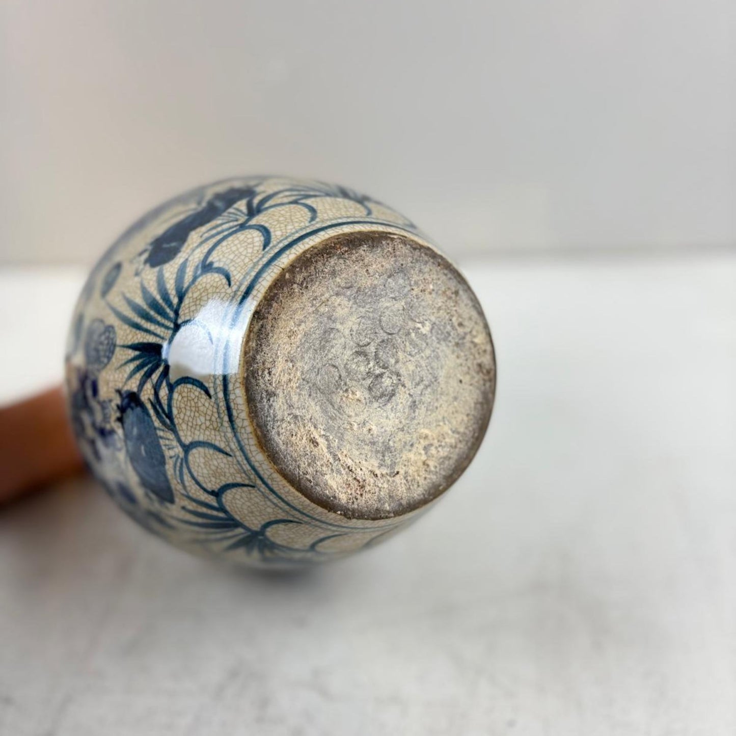 Blue & White Chinese Ginger Jar - Handcrafted Porcelain Tea Leaf Vase