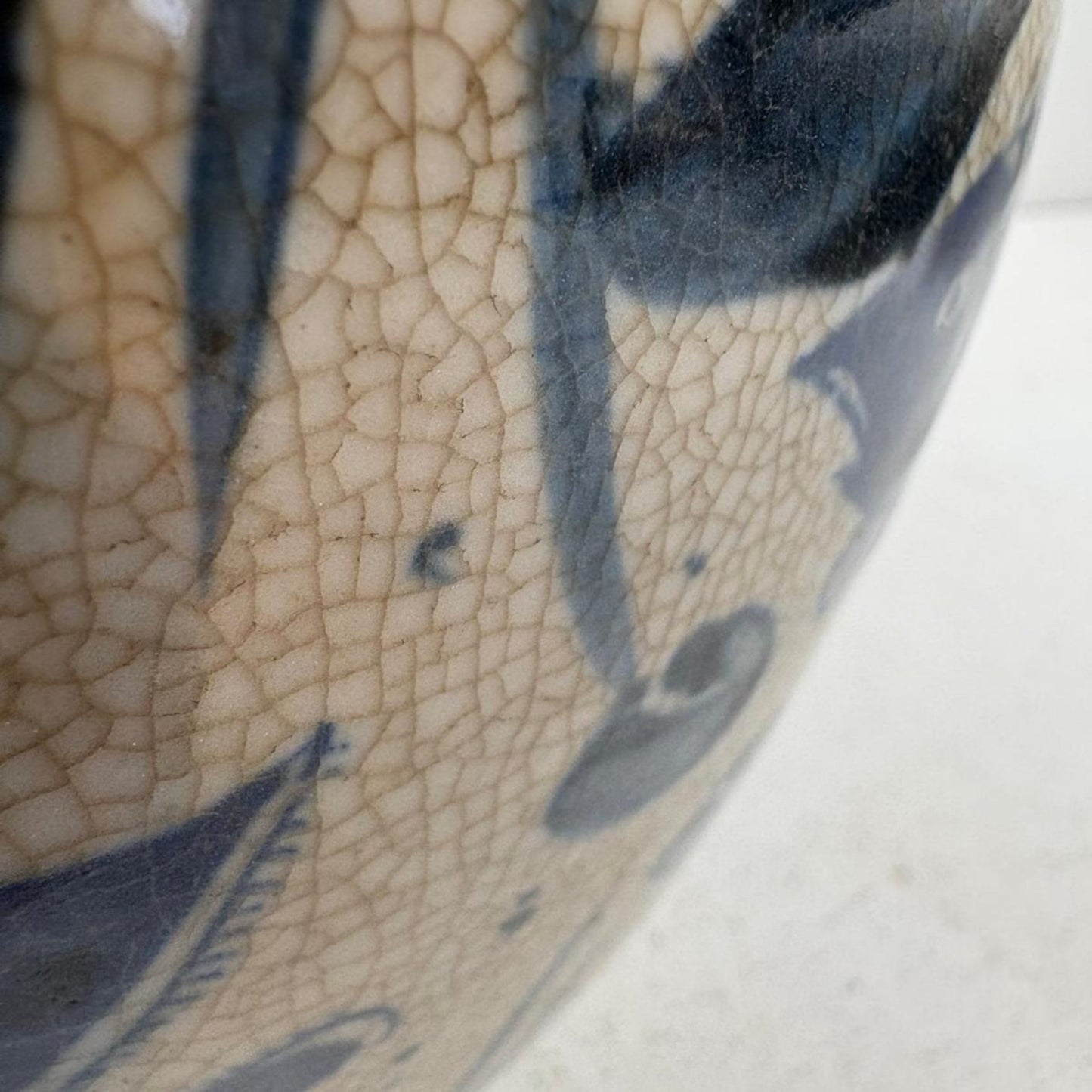 Blue & White Chinese Ginger Jar - Handcrafted Porcelain Tea Leaf Vase