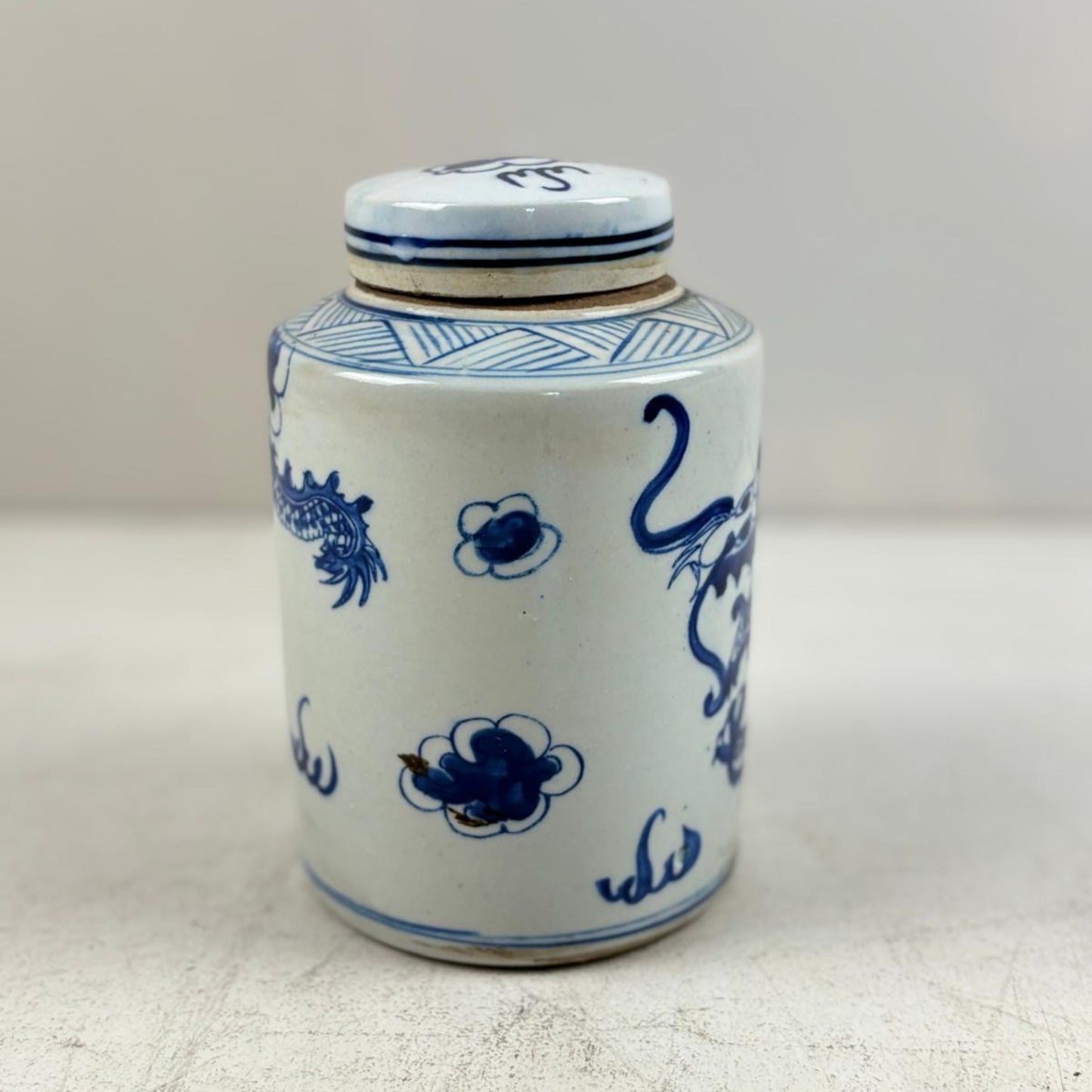 Blue and White Chinese Ginger Jar, Porcelain Tea Leaf Vase