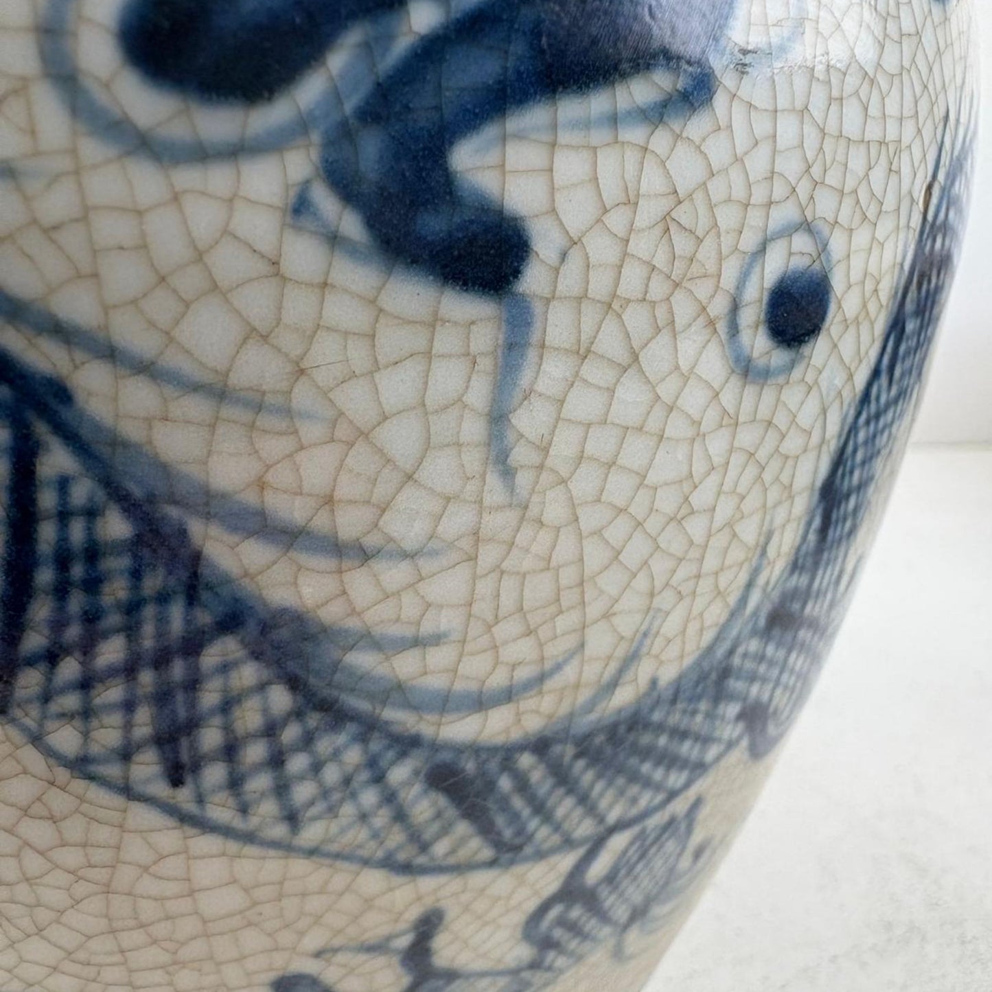 Blue & White Chinese Ginger Jar - Handcrafted Porcelain Tea Leaf Vase