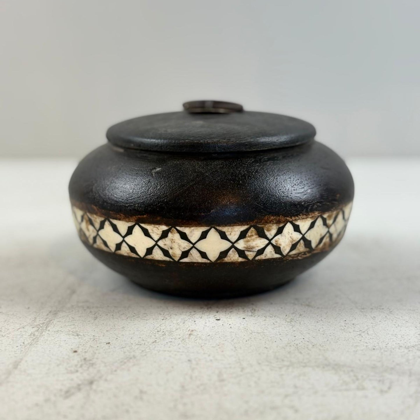 Vintage Lidded Tabacco Box - Telengana, India