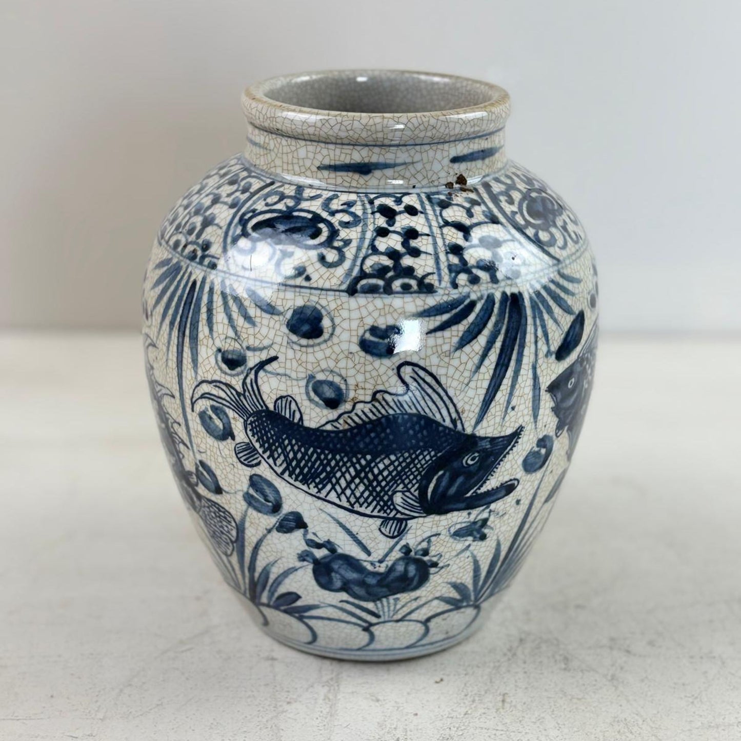 Blue & White Chinese Ginger Jar - Handcrafted Porcelain Tea Leaf Vase