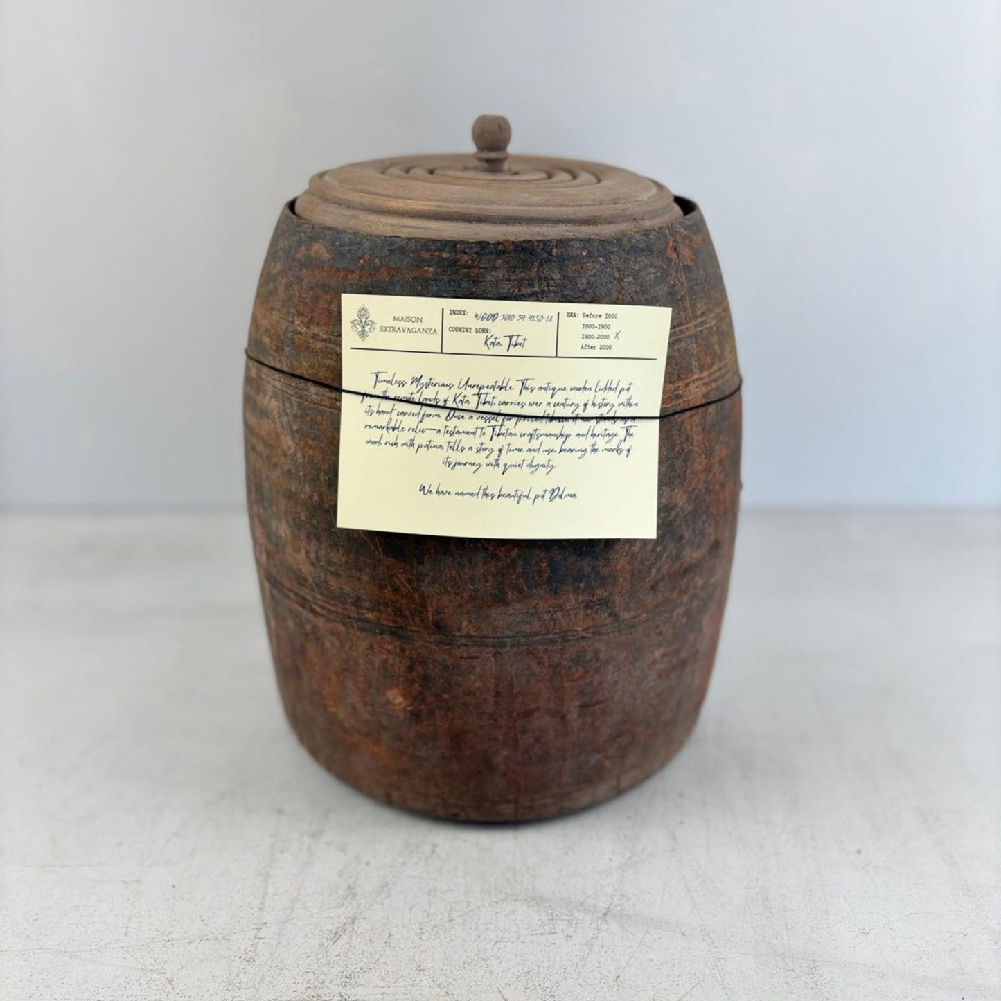 Unique Vintage Wooden Lidded Tabacco Pot - Kata, Tibet