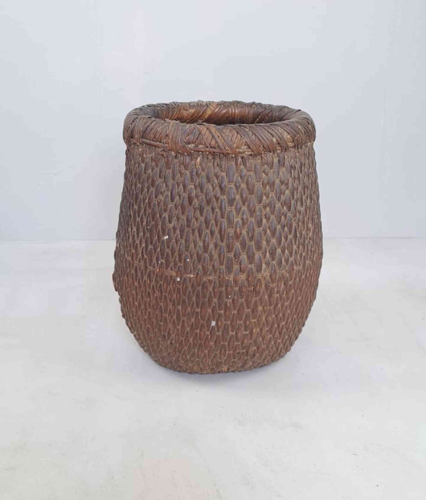 Unique Handwoven Willow Basket - Guangxi, China