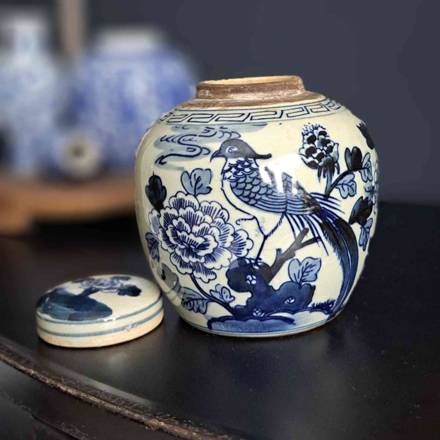 ginger jar antique vase chinese vase blue and white vase blue and white porcelain vase porcelain vase chinese porcelain vintage vase antique chinese vase vase porcelain vase blue white vase china blue and white ginger jar