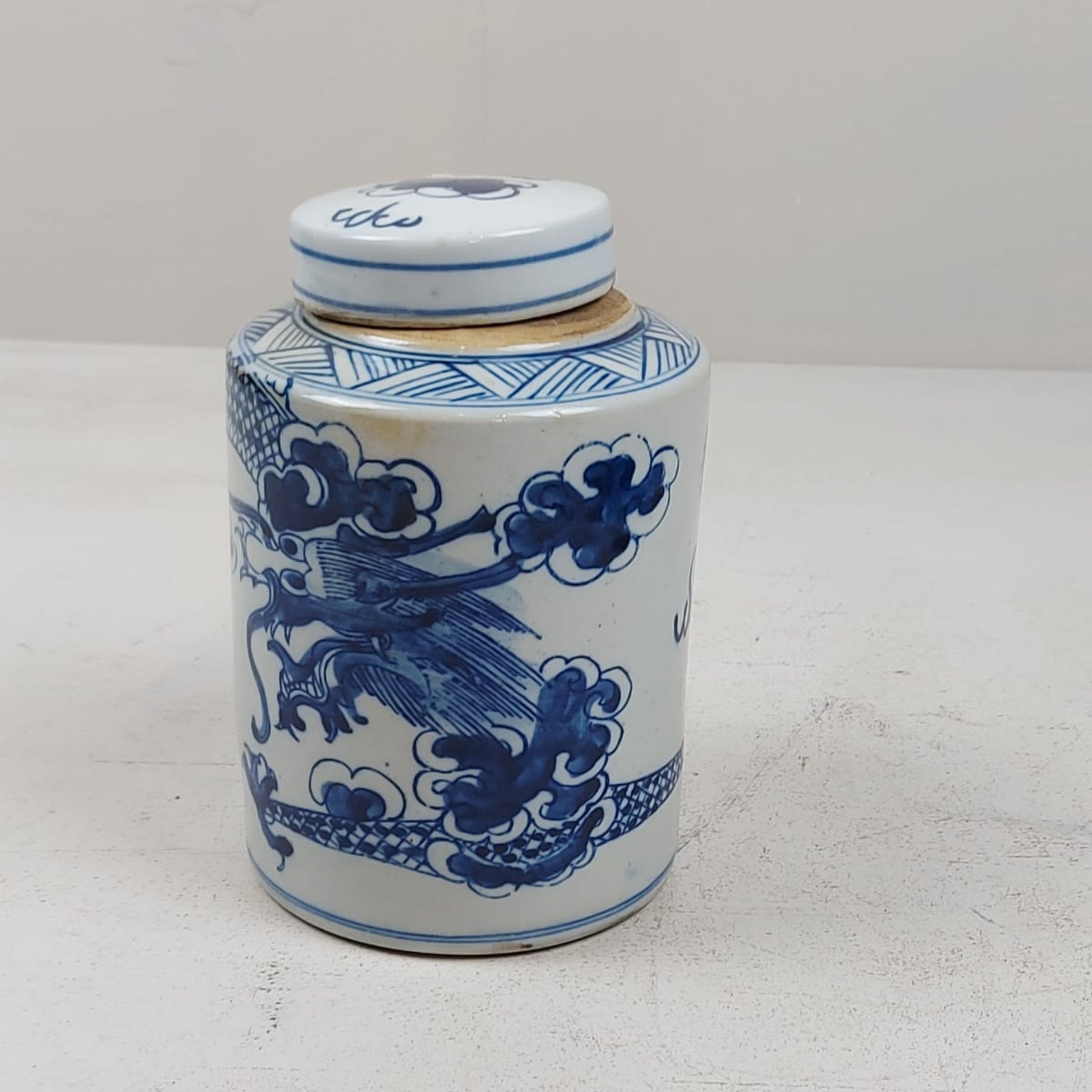 Blue and White Chinese Ginger Jar, Porcelain Tea Leaf Vase