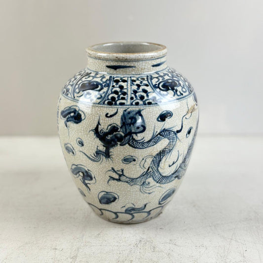 Blue & White Chinese Ginger Jar - Handcrafted Porcelain Tea Leaf Vase