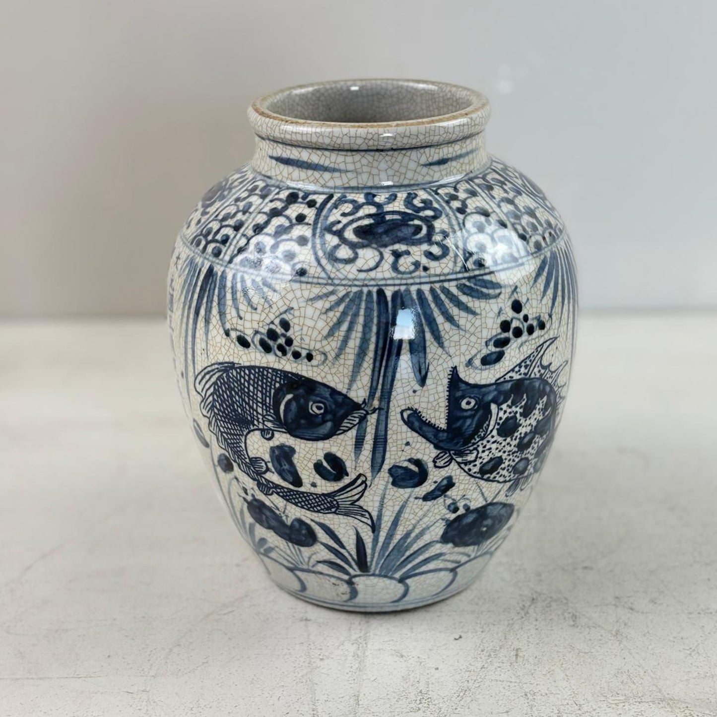 Blue & White Chinese Ginger Jar - Handcrafted Porcelain Tea Leaf Vase