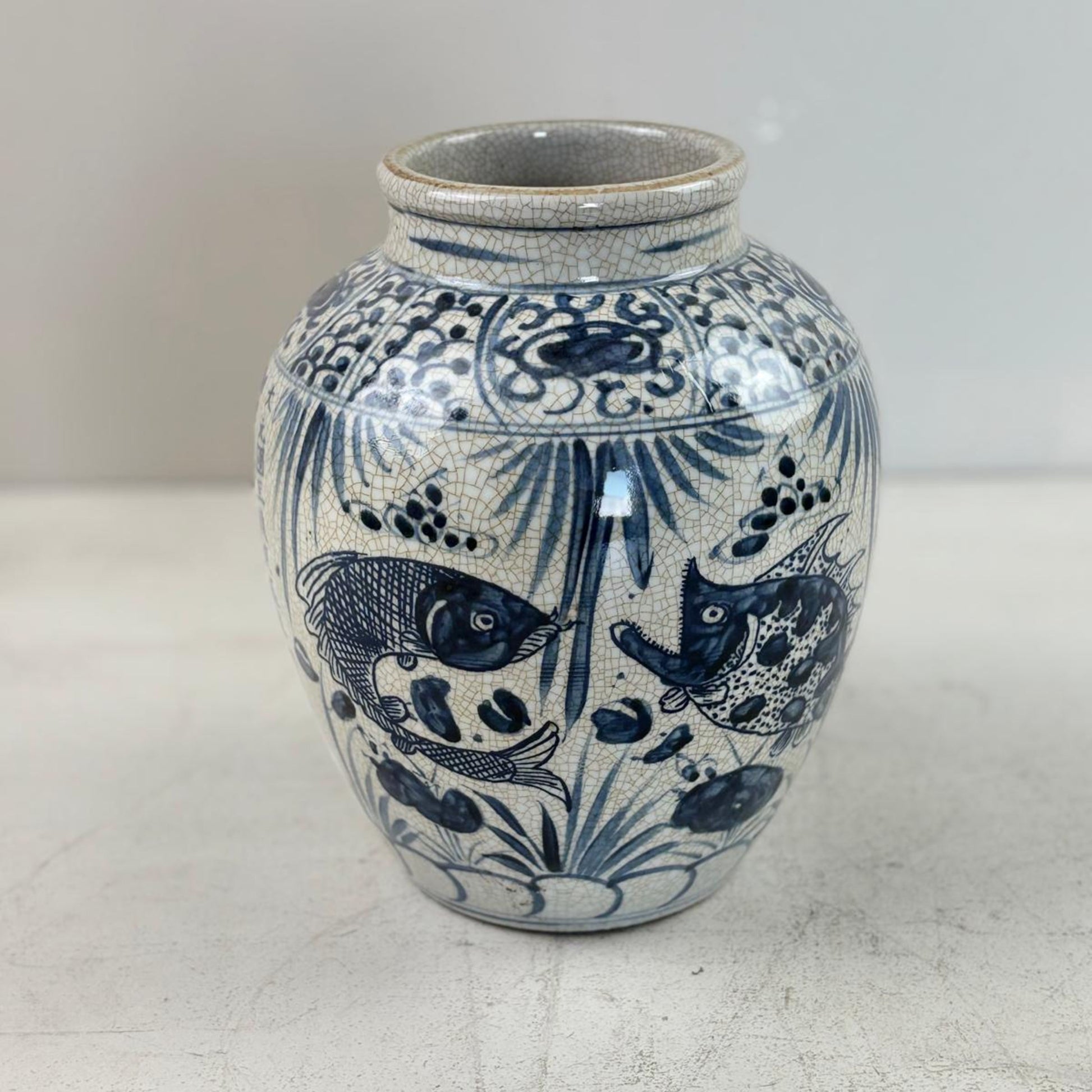 Blue & White Chinese Ginger Jar - Handcrafted Porcelain Tea Leaf Vase