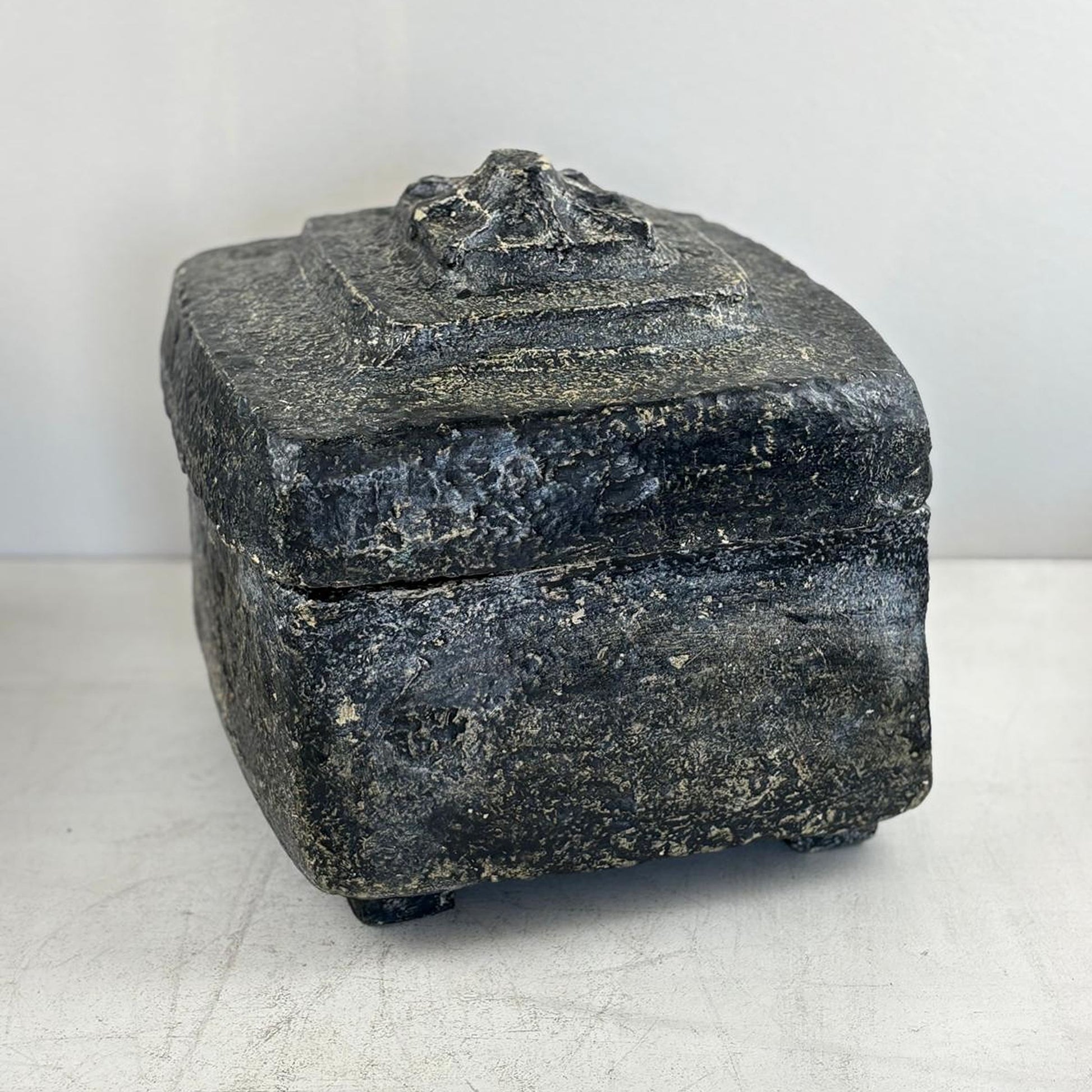 Vintage Indian Paper Maché Large Decorative Lidded Box - Kashmir, India