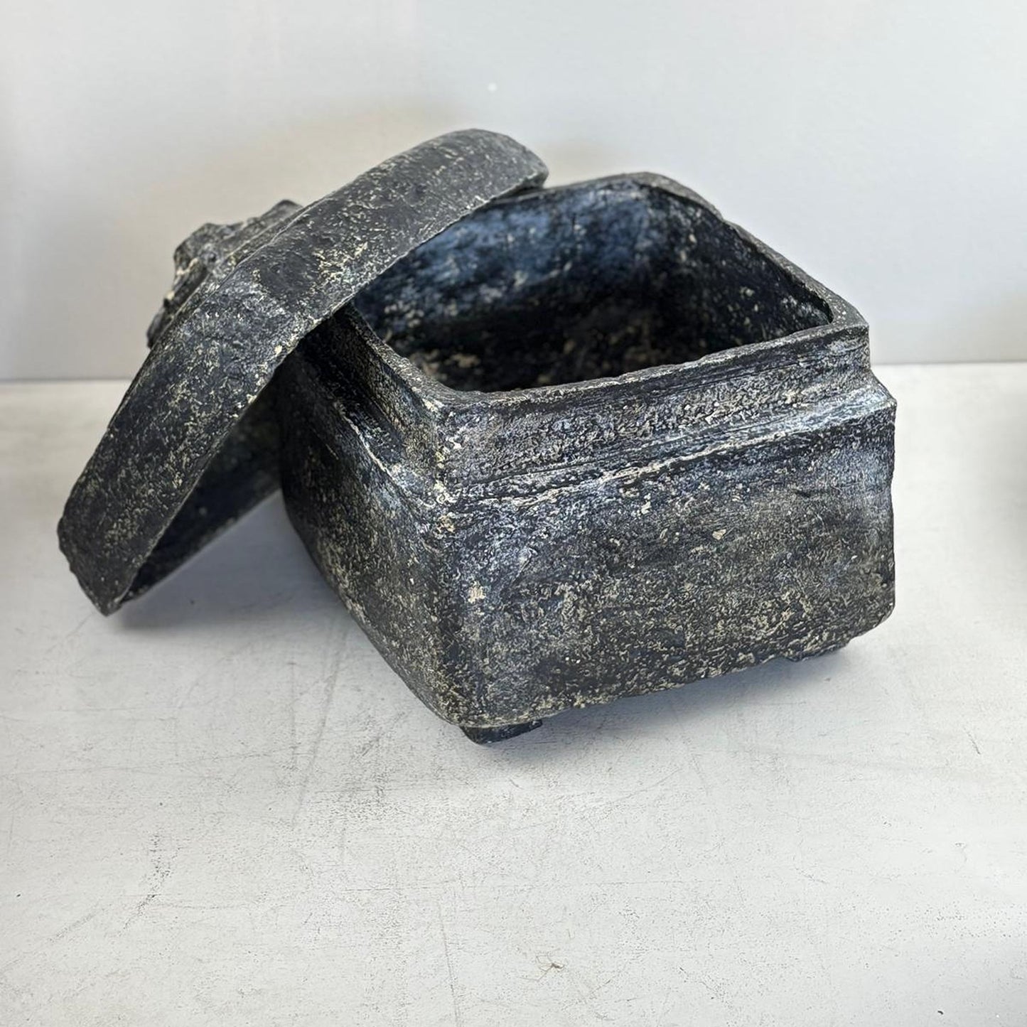 Vintage Indian Paper Maché Large Decorative Lidded Box - Kashmir, India