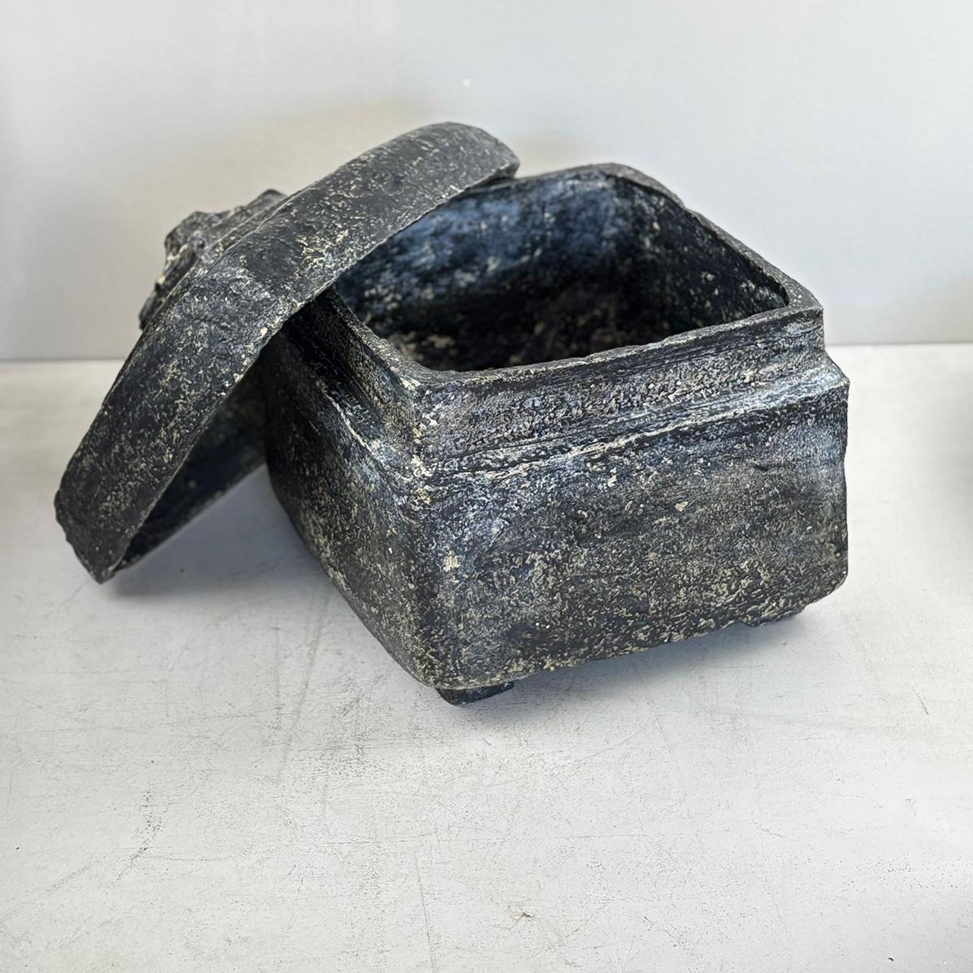 Vintage Indian Paper Maché Large Decorative Lidded Box - Kashmir, India