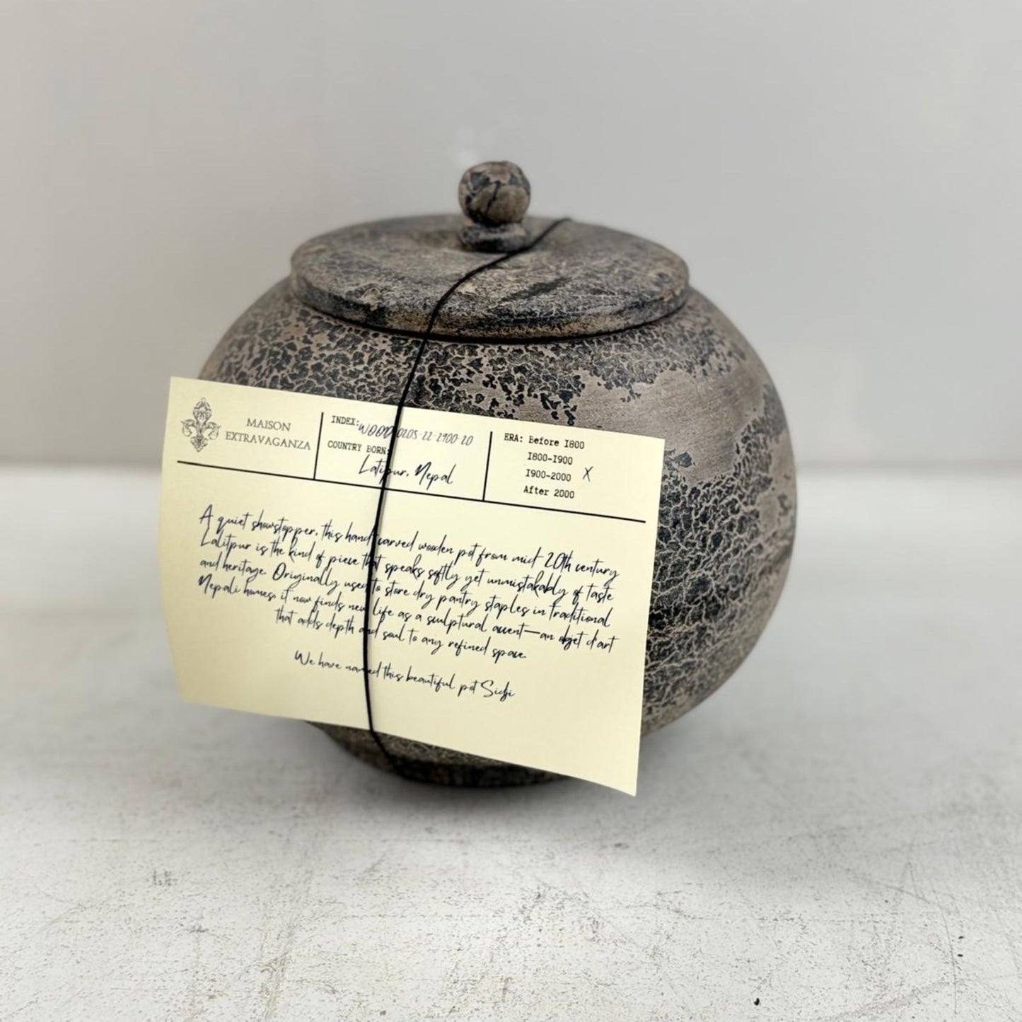 Vintage Wooden Pot with lid - Latipur, Nepal